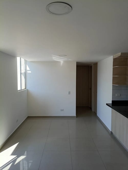 Apartamento de 3 alcobas en arriendo en Asentamiento La Orquidea, Bello, 54 m² · foto 3 de 10