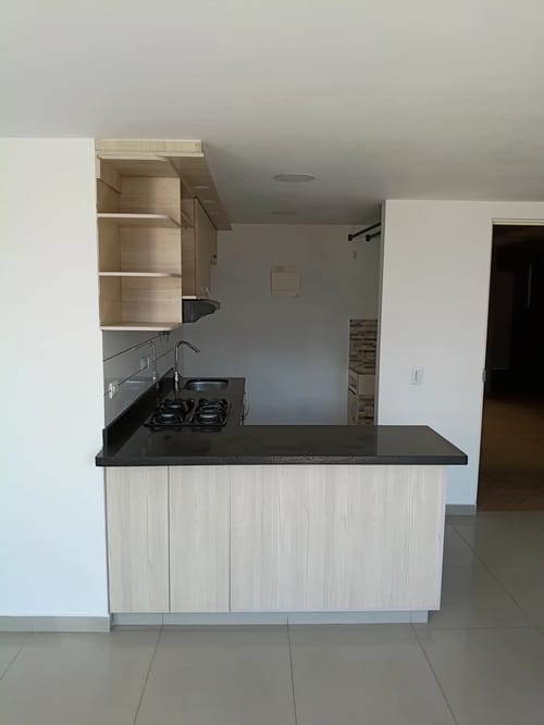 Apartamento de 3 alcobas en arriendo en Asentamiento La Orquidea, Bello, 54 m² · foto 5 de 10