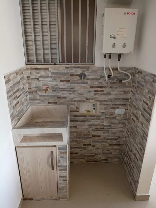 Apartamento de 3 alcobas en arriendo en Asentamiento La Orquidea, Bello, 54 m² · foto 6 de 10