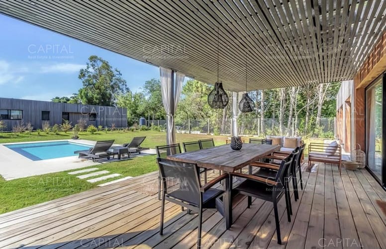 Casa en Alquiler Anual de Tres Dormitorios en San Rafael · Foto 3