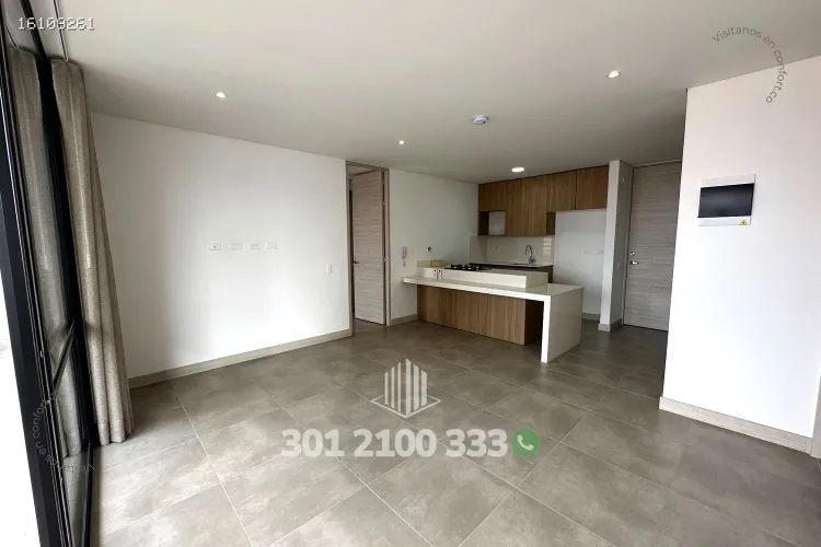 Apartamento de 2 alcobas en arriendo en El Poblado, Medellín, 87 m² · foto 3 de 24