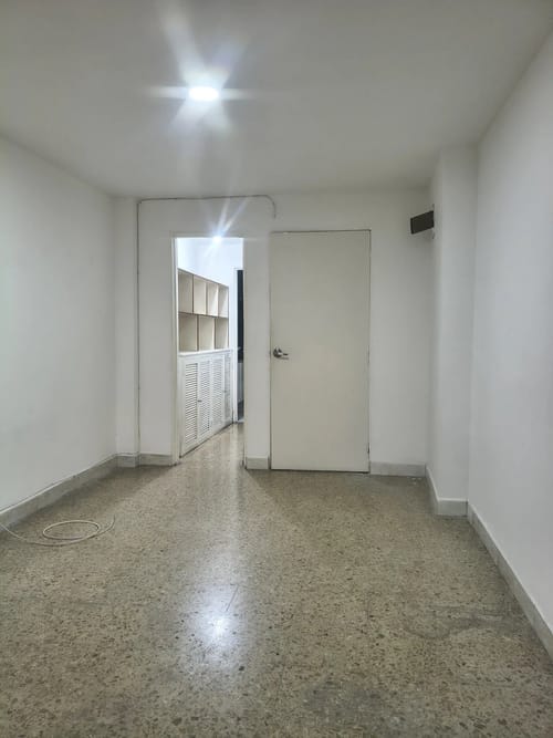 Apartamento de 1 alcoba en arriendo en Belén, Medellín, 50 m² · foto 2 de 9