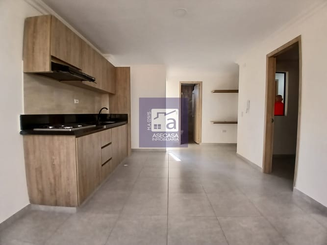 Apartamento de 3 alcobas en arriendo en Santa Cruz, Girón, 32 m² · foto 3 de 12