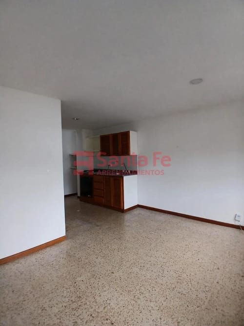 Apartamento de 1 alcoba en arriendo en La Almeria, Medellín, 35 m² · foto 2 de 10