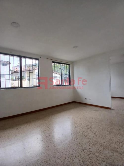 Apartamento de 1 alcoba en arriendo en La Almeria, Medellín, 35 m² · foto 7 de 10
