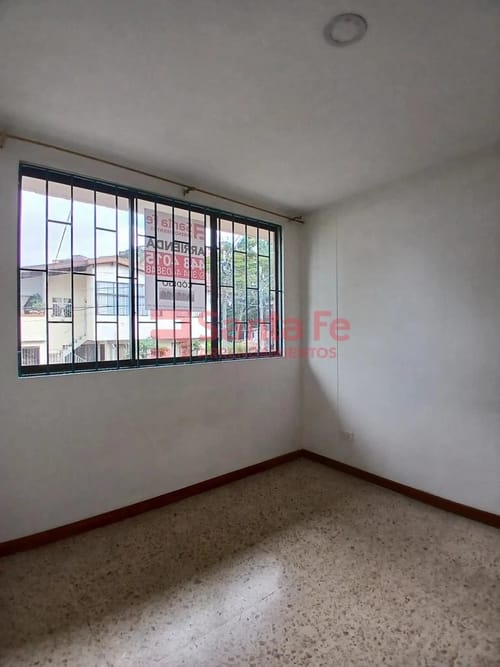 Apartamento de 1 alcoba en arriendo en La Almeria, Medellín, 35 m² · foto 9 de 10