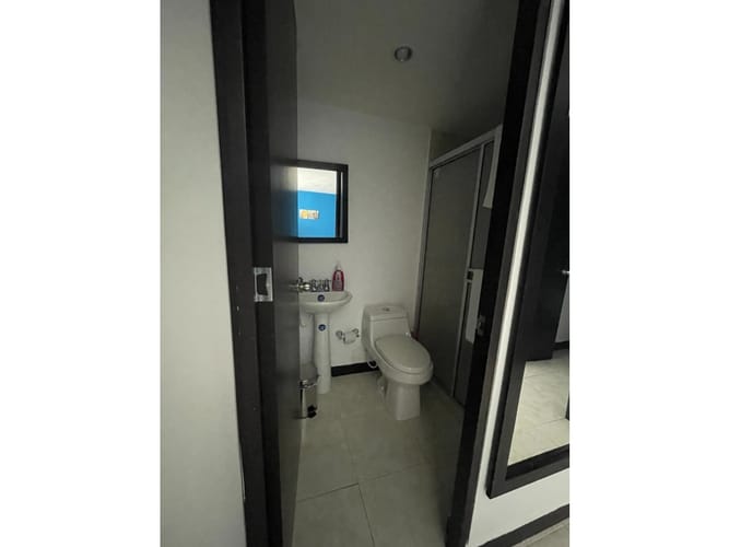 Apartamento de 2 alcobas en venta en La Floresta, Armenia, 55 m² · foto 5 de 15