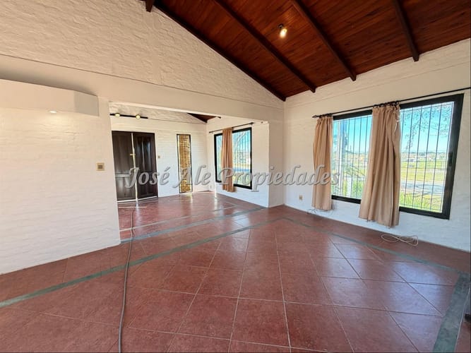 Casa en Alquiler · Foto 3