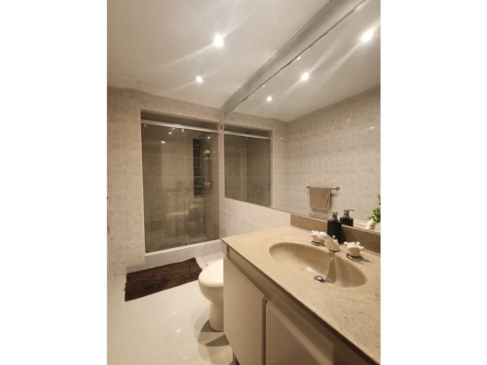 Apartamento en venta en Santa Barbara, Bogotá · foto 23 de 24
