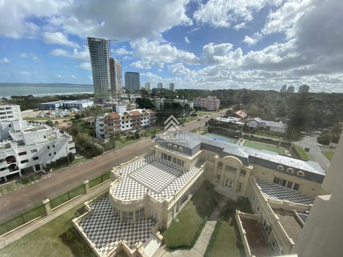 Espectacular apartamento en Mansa Punta del Este, con vista panorámica al mar. · Photo 6