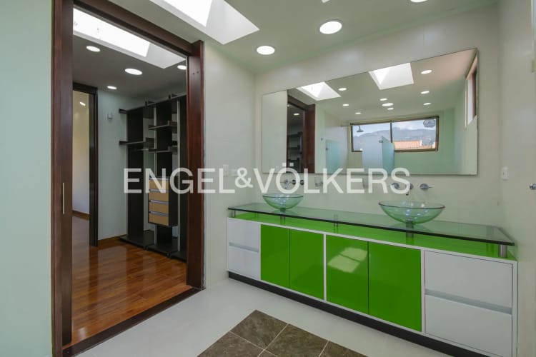 Casa de 4 alcobas en venta en Siberia, Cota, 232 m² · foto 12 de 16