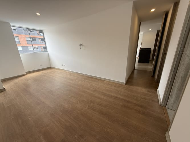 Apartamento de 2 alcobas en arriendo en Villa Carlota, Medellín, 79 m² · foto 9 de 16