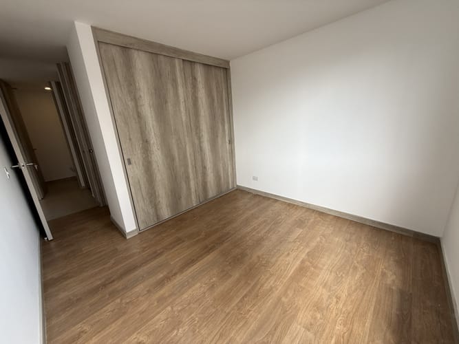 Apartamento de 2 alcobas en arriendo en Villa Carlota, Medellín, 79 m² · foto 12 de 16