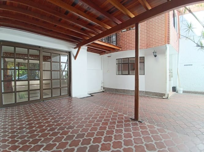 Casa de 4 alcobas en venta en Fátima, Medellín, 230 m² · foto 11 de 24