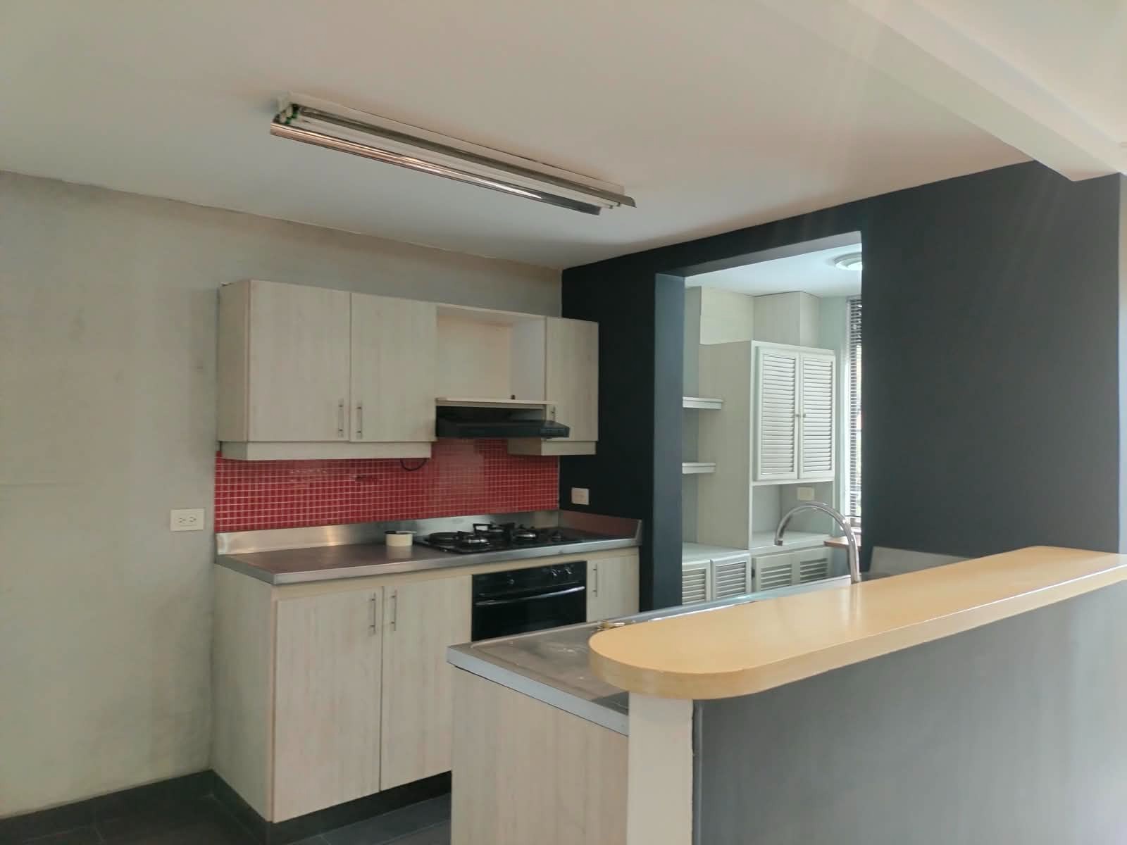 Apartamento en arriendo en El Poblado, Medellín · foto 4 de 16
