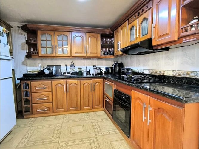 Casa de 3 alcobas en venta en El Rincón, Medellín, 78 m² · foto 7 de 24