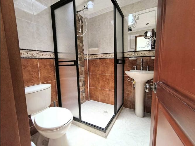 Casa de 3 alcobas en venta en El Rincón, Medellín, 78 m² · foto 11 de 24