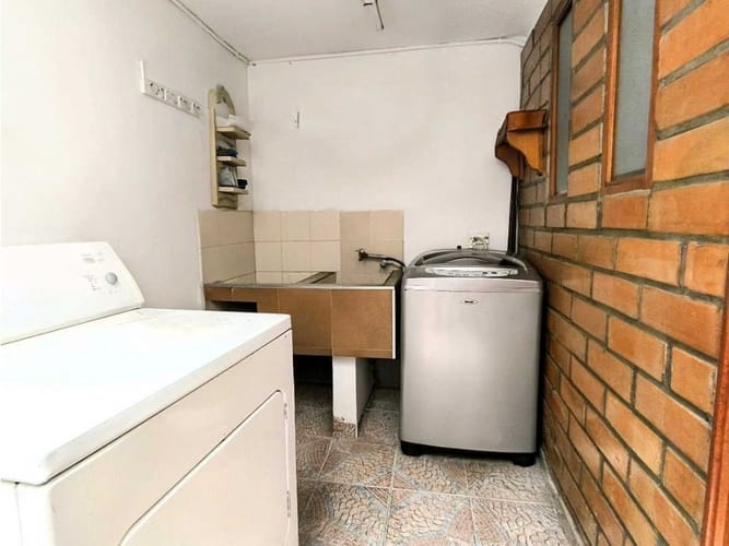 Casa de 3 alcobas en venta en El Rincón, Medellín, 78 m² · foto 22 de 24