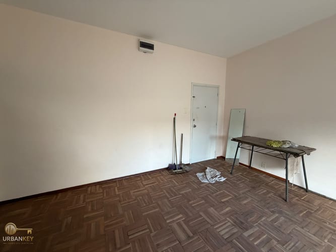 Alquiler apartamento 2 dormitorios con balcón gastos comunes bajos - Tres Cruces · Foto 4