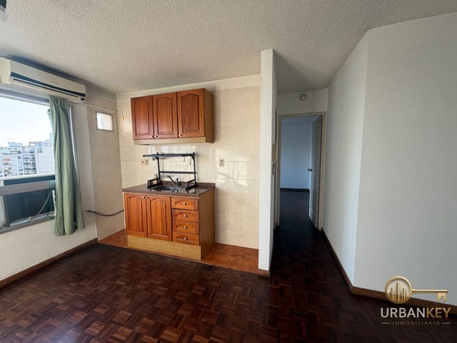 Apartamento en alquiler 1 dormitorio más escritorio y garage en Pocitos · Foto 6
