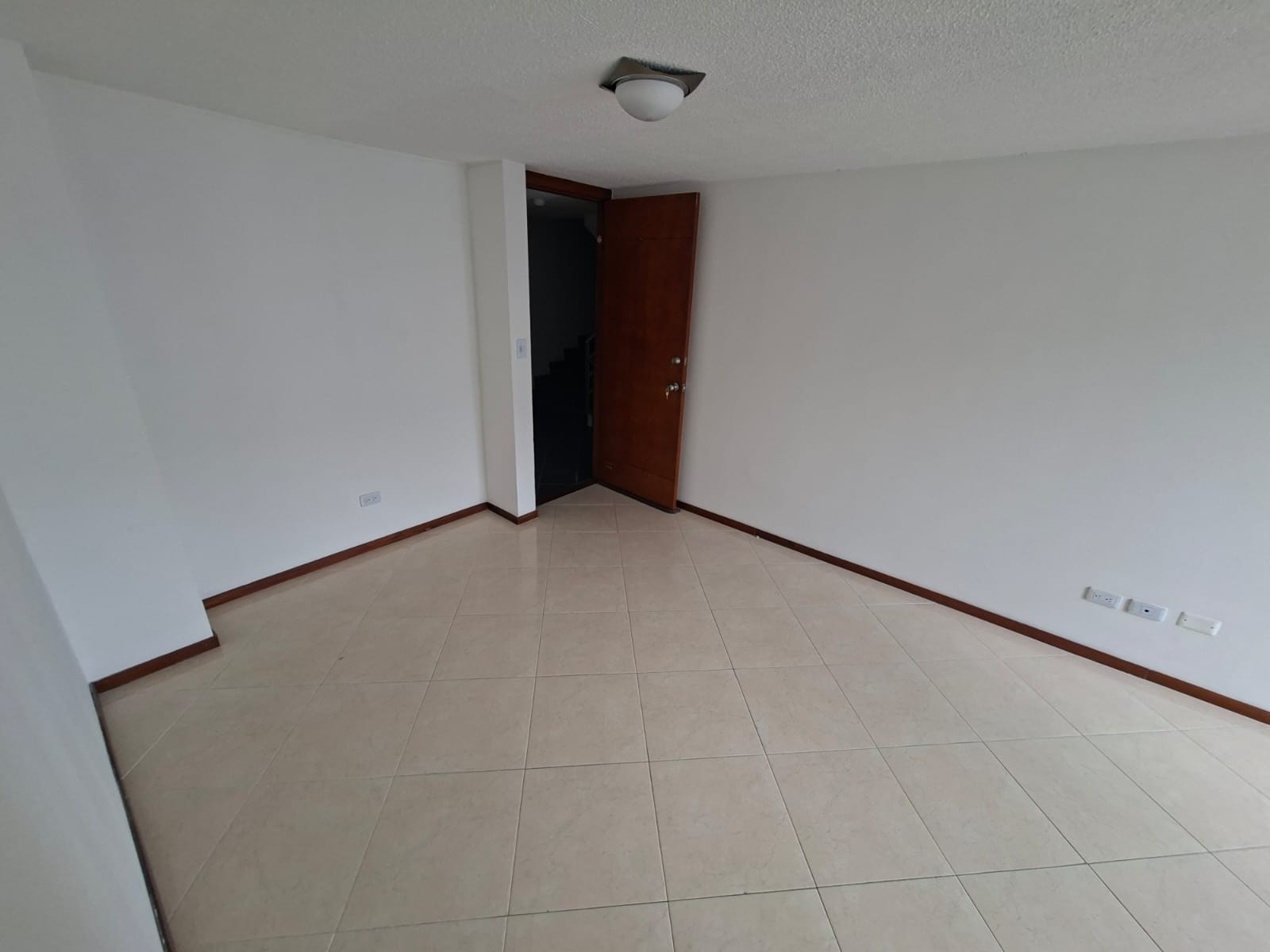 Apartamento en arriendo en Niza, Manizales · foto 9 de 15