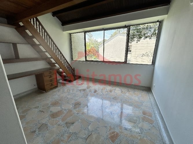 Apartamento de 4 alcobas en arriendo en La Aguacatala, Medellín, 120 m² · foto 8 de 14