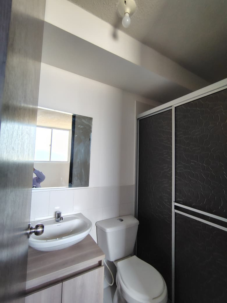 Apartamento en venta en Rafael Garcia Herreros Et Ii, Cúcuta · foto 3 de 10