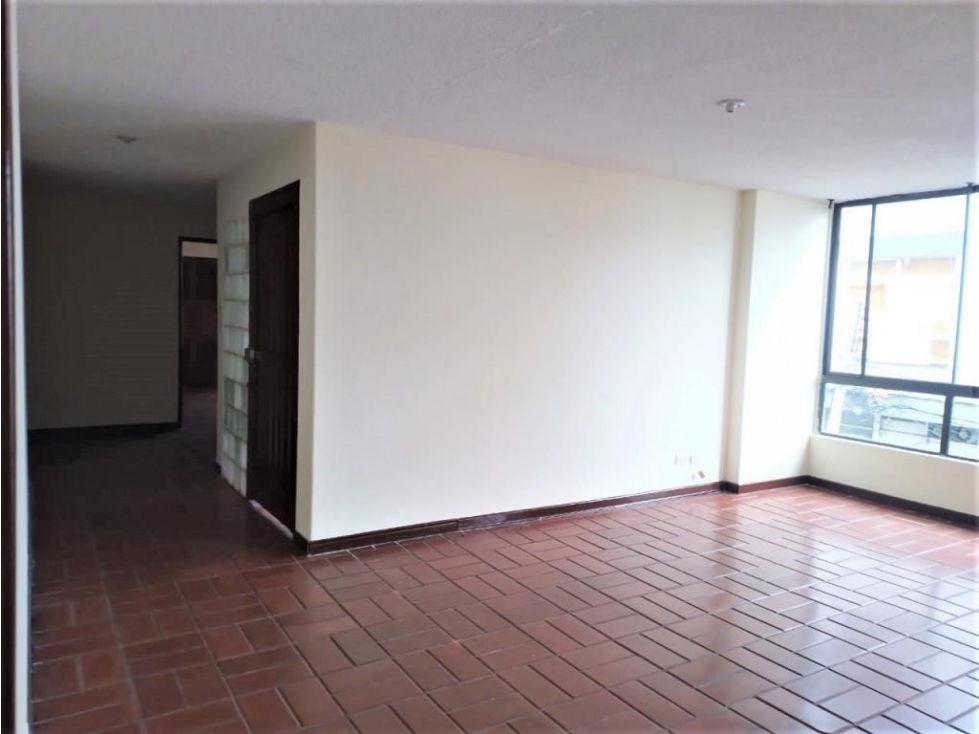 Apartamento en venta en Sector Plaza De Bolivar, Pereira · foto 3 de 21