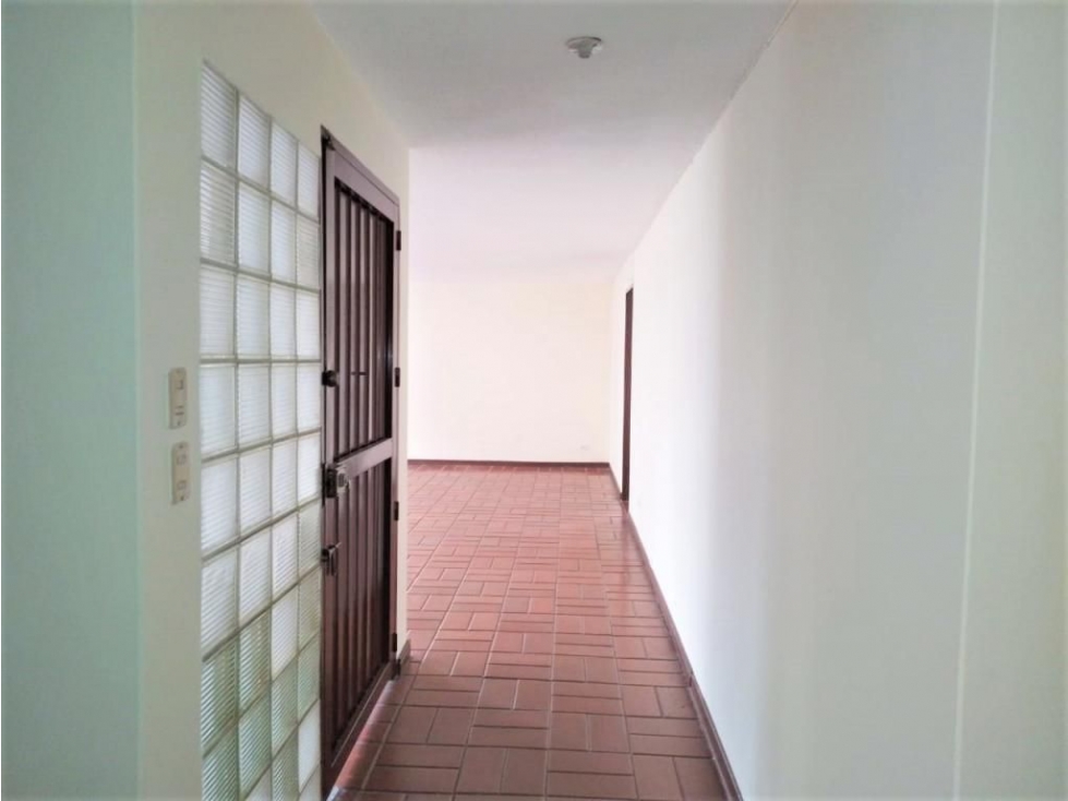 Apartamento en venta en Sector Plaza De Bolivar, Pereira · foto 8 de 21