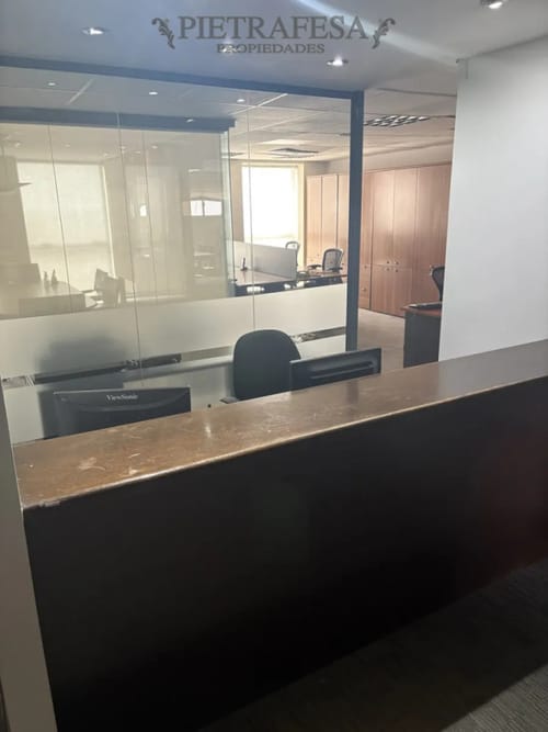 Oficina en alquiler, piso entero, 2 baños. Ciudad Vieja. · Foto 4