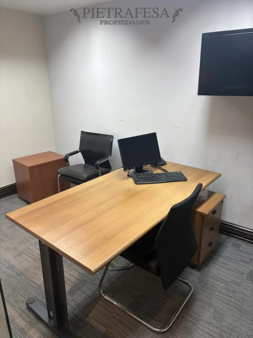 Oficina en alquiler, piso entero, 2 baños. Ciudad Vieja. · Foto 7