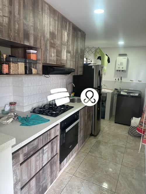 Apartamento de 3 alcobas en venta en Florida Nueva, Medellín, 123 m² · foto 4 de 9