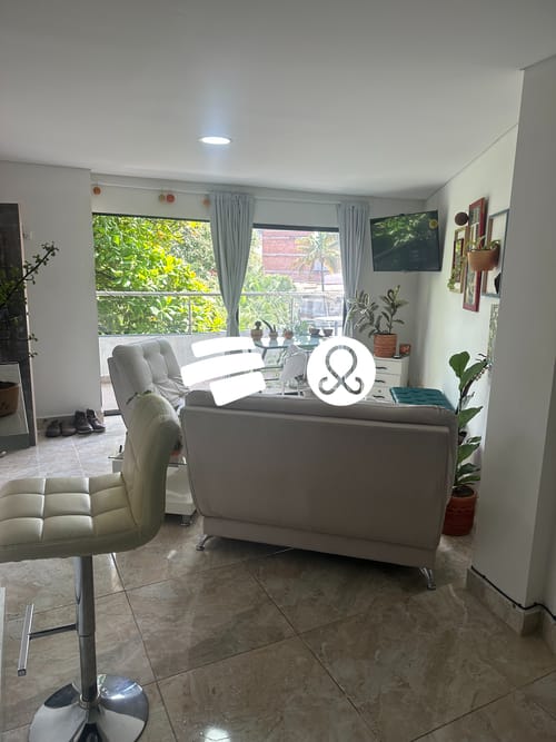 Apartamento de 3 alcobas en venta en Florida Nueva, Medellín, 123 m² · foto 5 de 9