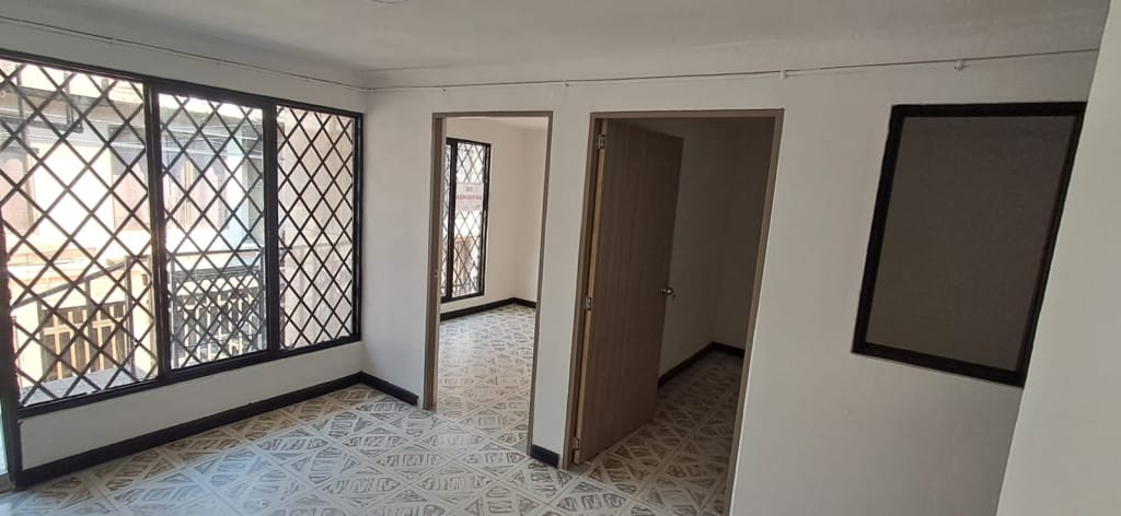 Casa de 6 alcobas en venta en Urbanizacion Calimio, Cali, 70 m² · foto 3 de 15