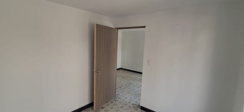 Casa de 6 alcobas en venta en Urbanizacion Calimio, Cali, 70 m² · foto 7 de 15