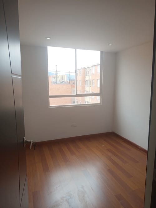 Apartamento de 2 alcobas en arriendo en Balmoral, Bogotá, 46 m² · foto 10 de 13