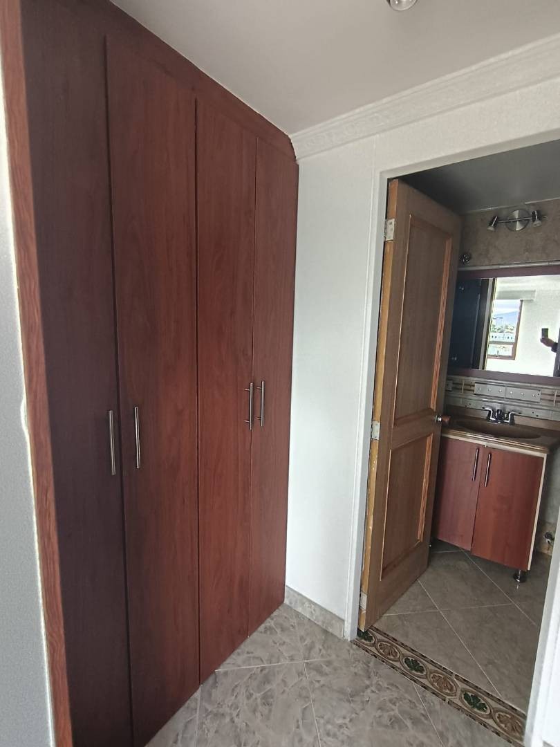 Apartamento en arriendo en Rafael Nuñez, Bogotá · foto 5 de 14