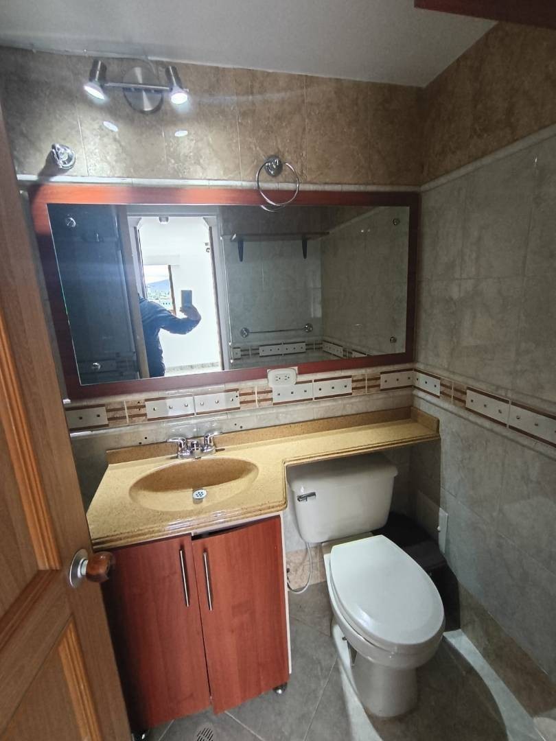 Apartamento en arriendo en Rafael Nuñez, Bogotá · foto 6 de 14