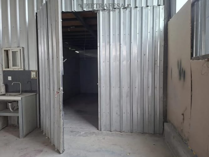Local comercial en alquiler, 1 baño. Paso Carrasco. · Foto 7