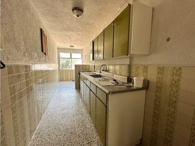 Apartamento de 2 alcobas en arriendo en Los Pinos, Medellín, 105 m² · foto 4 de 11