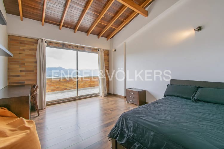 Casa de 4 alcobas en venta en Centro, Sopó, 336 m² · foto 15 de 20