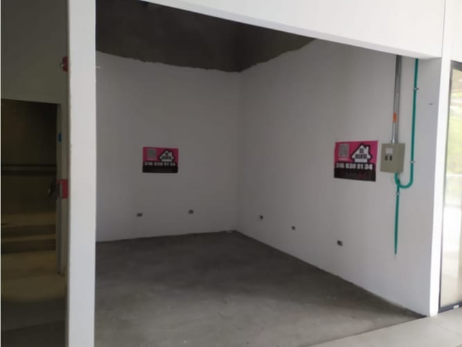Local en venta en Cerritos, Pereira, 14 m² · foto 2 de 24