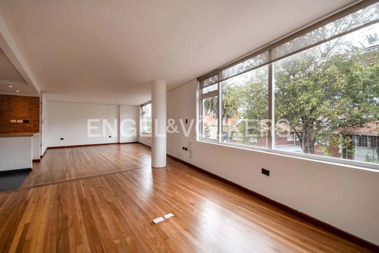 Apartamento en venta en Quinta Camacho, Bogotá · foto 6 de 11