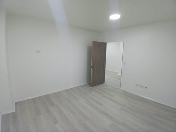 Local en arriendo en Sector Lago Uribe, Pereira, 65 m² · foto 6 de 12