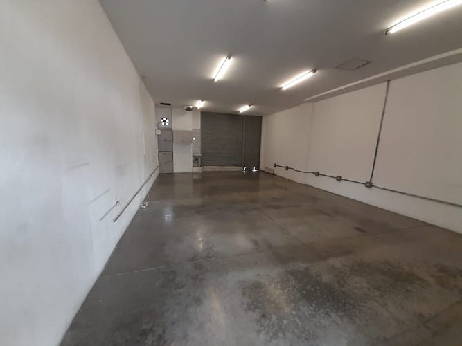 Local en arriendo en Terminal De Transporte, Medellín, 47 m² · foto 5 de 7