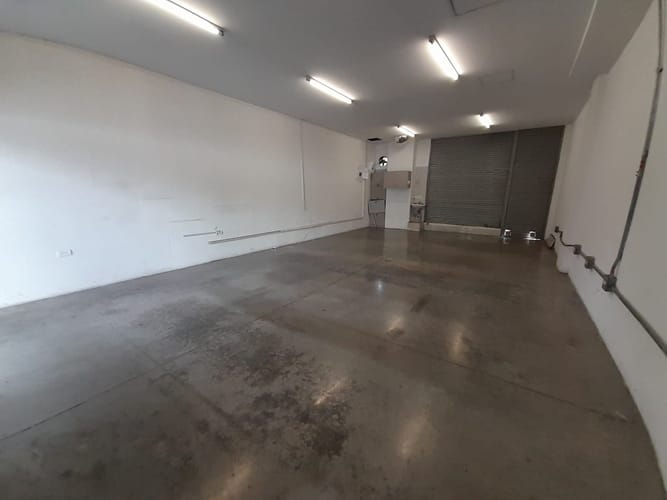 Local en arriendo en Terminal De Transporte, Medellín, 47 m² · foto 6 de 7