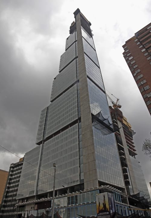 Apartamento de 2 alcobas en arriendo en Las Nieves, Bogotá, 61 m² · foto 2 de 12
