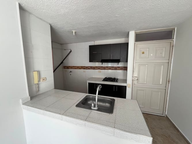Apartamento de 3 alcobas en arriendo en Paseo Del Puente Et Ii, Piedecuesta, 58 m² · foto 3 de 10