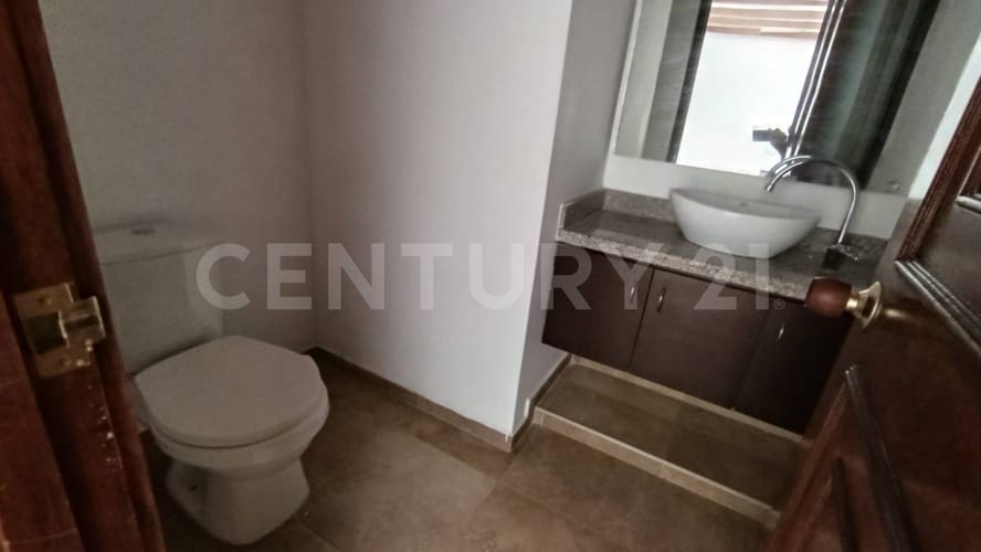 Casa en arriendo en Chico, Bogotá · foto 4 de 14
