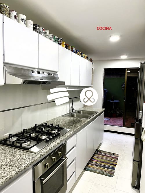Apartamento de 3 alcobas en venta en Chico Norte, Bogotá, 103 m² · foto 4 de 18